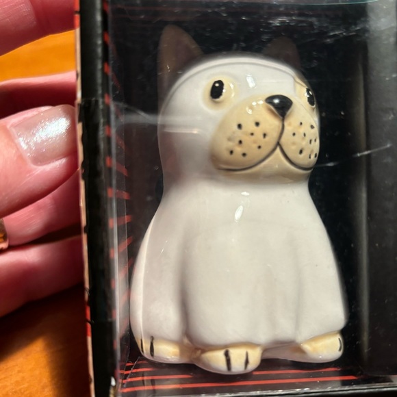 French Bulldog Salt & Pepper Shakers - Picture 5 of 6